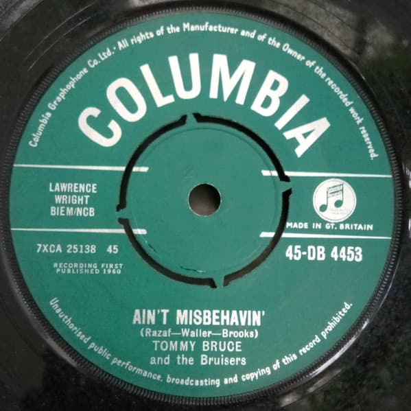 Album Cover Art for Ain't Misbehavin'